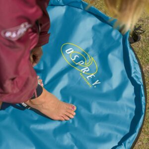 Osprey Wetsuit Changing Mat Teal - Waterdichte Omkleedmat & Tas in Eén - 90x90 cm
