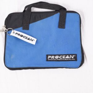 Recycle ipad tas | Procean |Blauw - Zwart met zwarte hoek