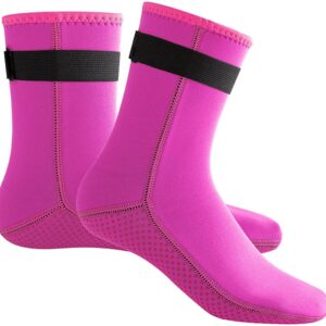 Roze wetsuitsokken maat M, 3 mm neopreen, warm en antislip, geschikt voor zwemmen en watersporten.